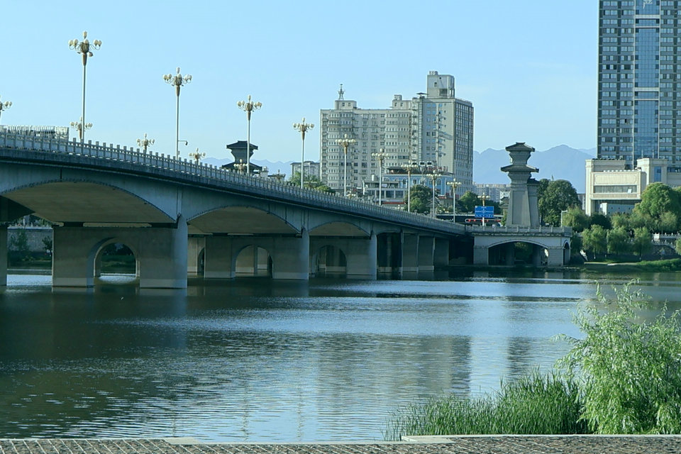 02.JPG