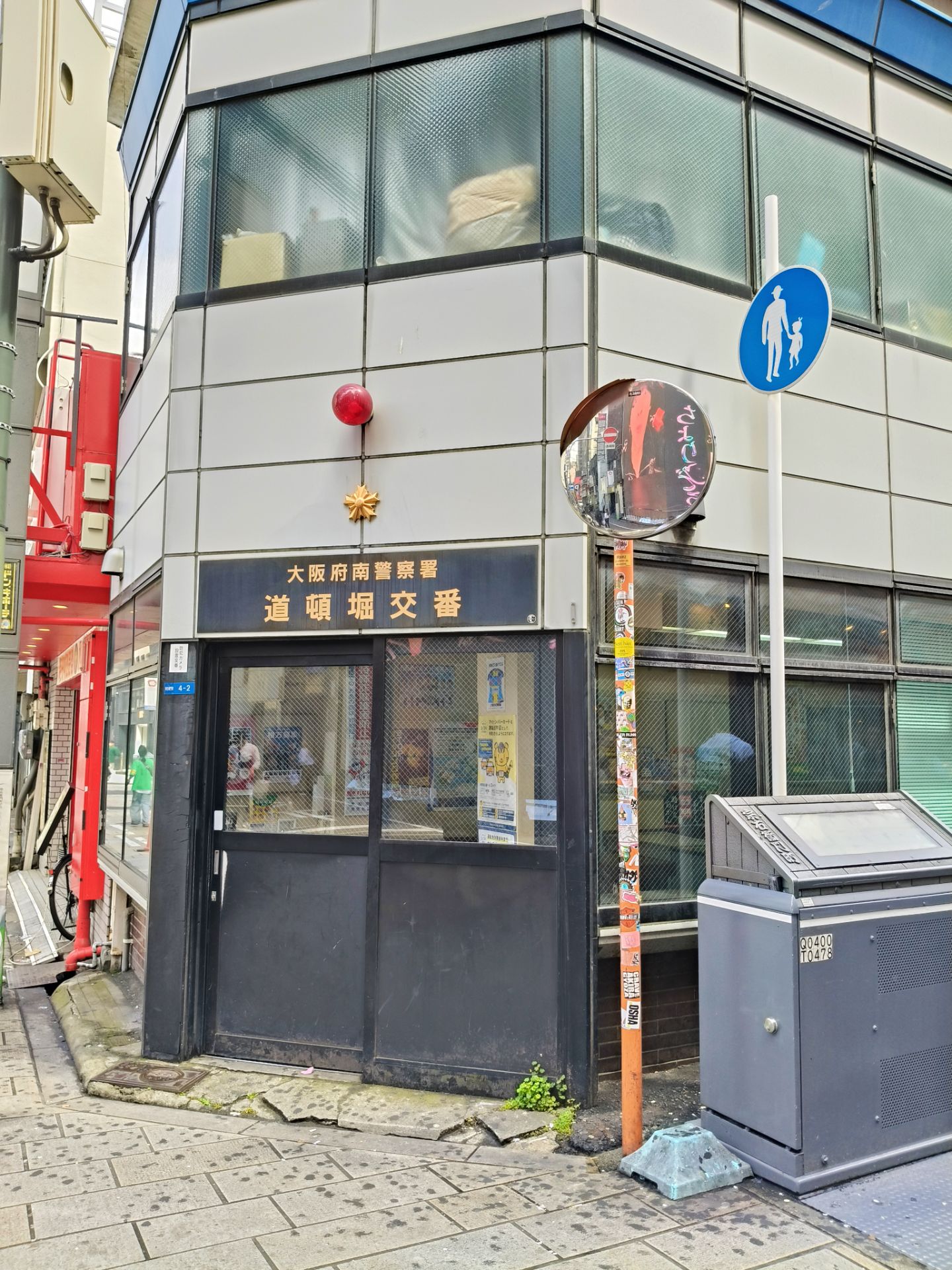 05.jpg