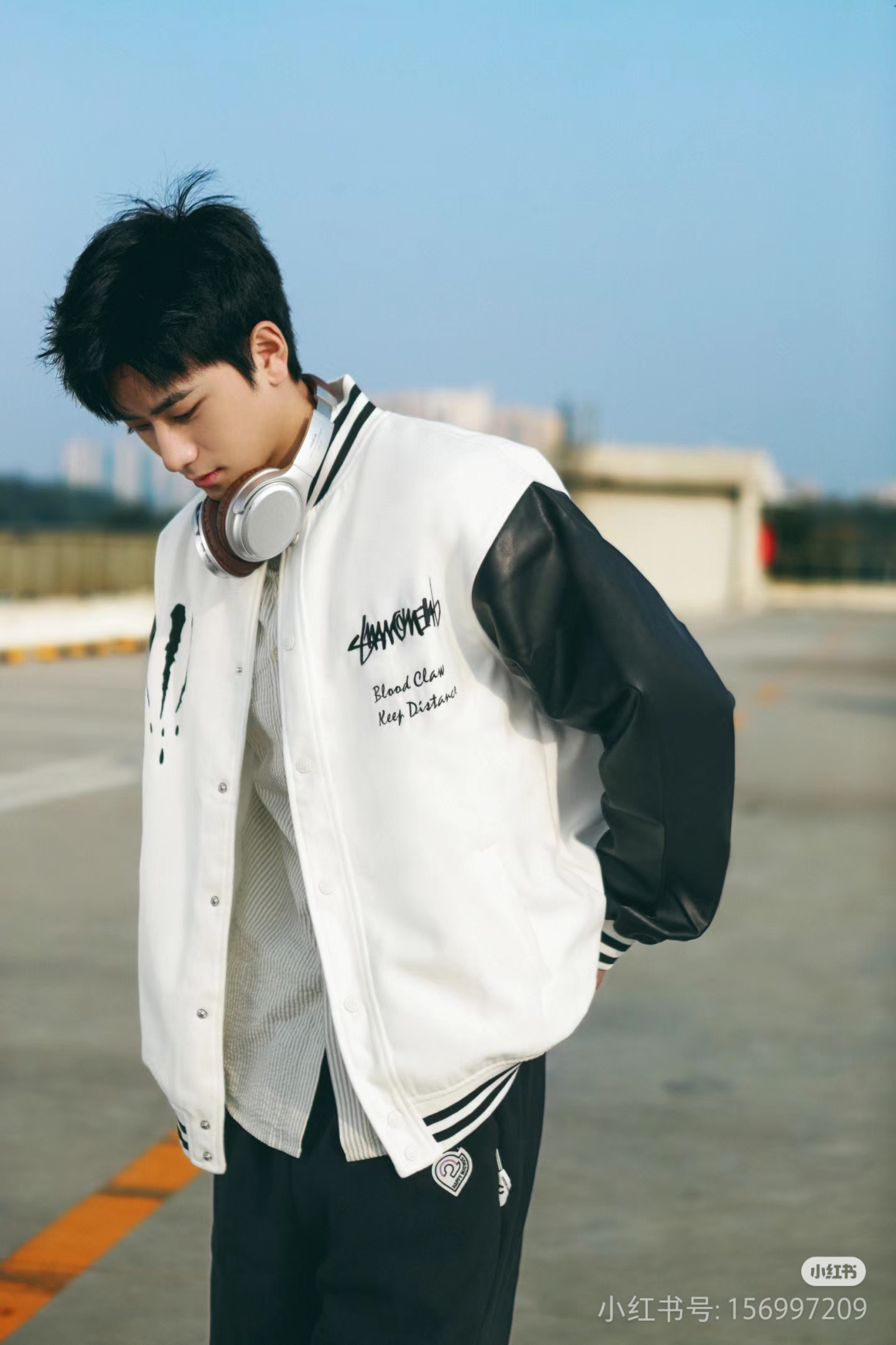 103417djtvcxbbvqq5rkb5.jpg