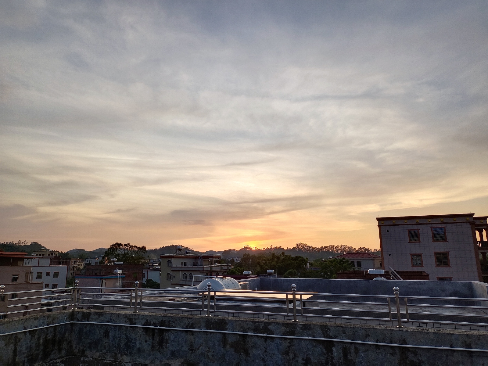 IMG_20251004_182155.jpg